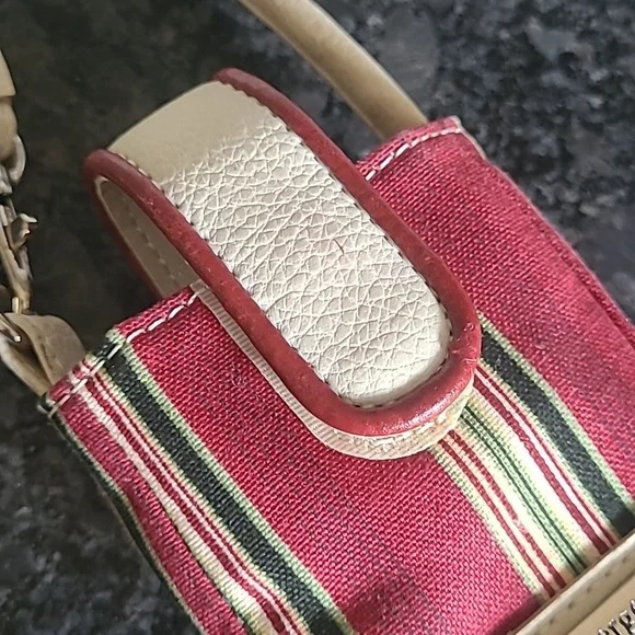 Longaberger Striped ID/Hand Sanitizer Holder - Picture 3 of 13